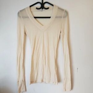 Women's Cream V-Neck Long Sleeve Top